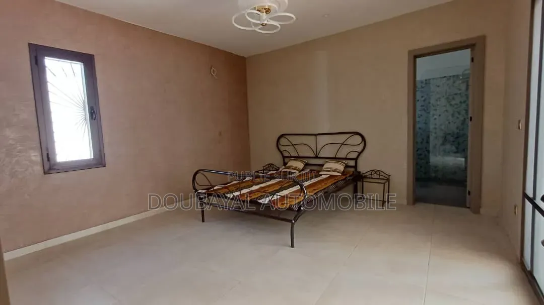 4chbre Villa dans Somone, Thiès Sud à Vendre