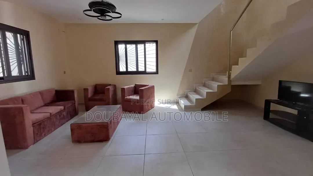 4chbre Villa dans Somone, Thiès Sud à Vendre