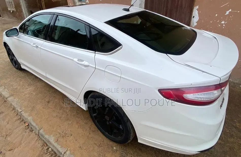 Ford Fusion 2014 Blanc