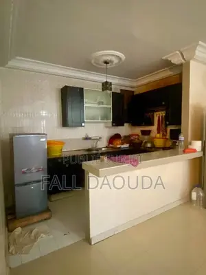 2chbre Appartement dans Fall, Ouakam à Vendre