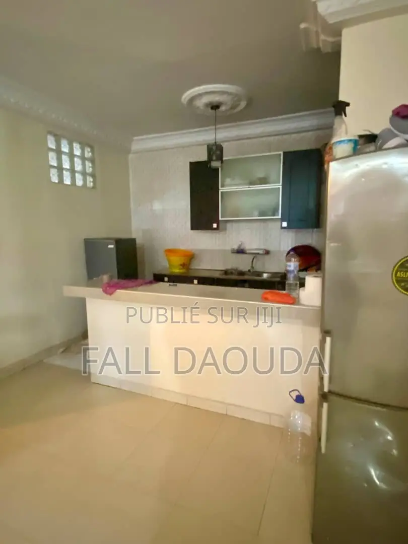 2chbre Appartement dans Fall, Ouakam à Vendre