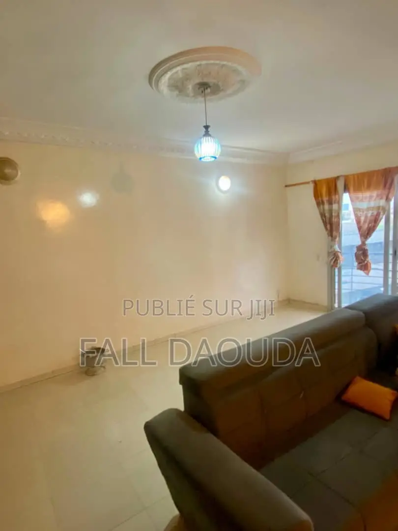 2chbre Appartement dans Fall, Ouakam à Vendre
