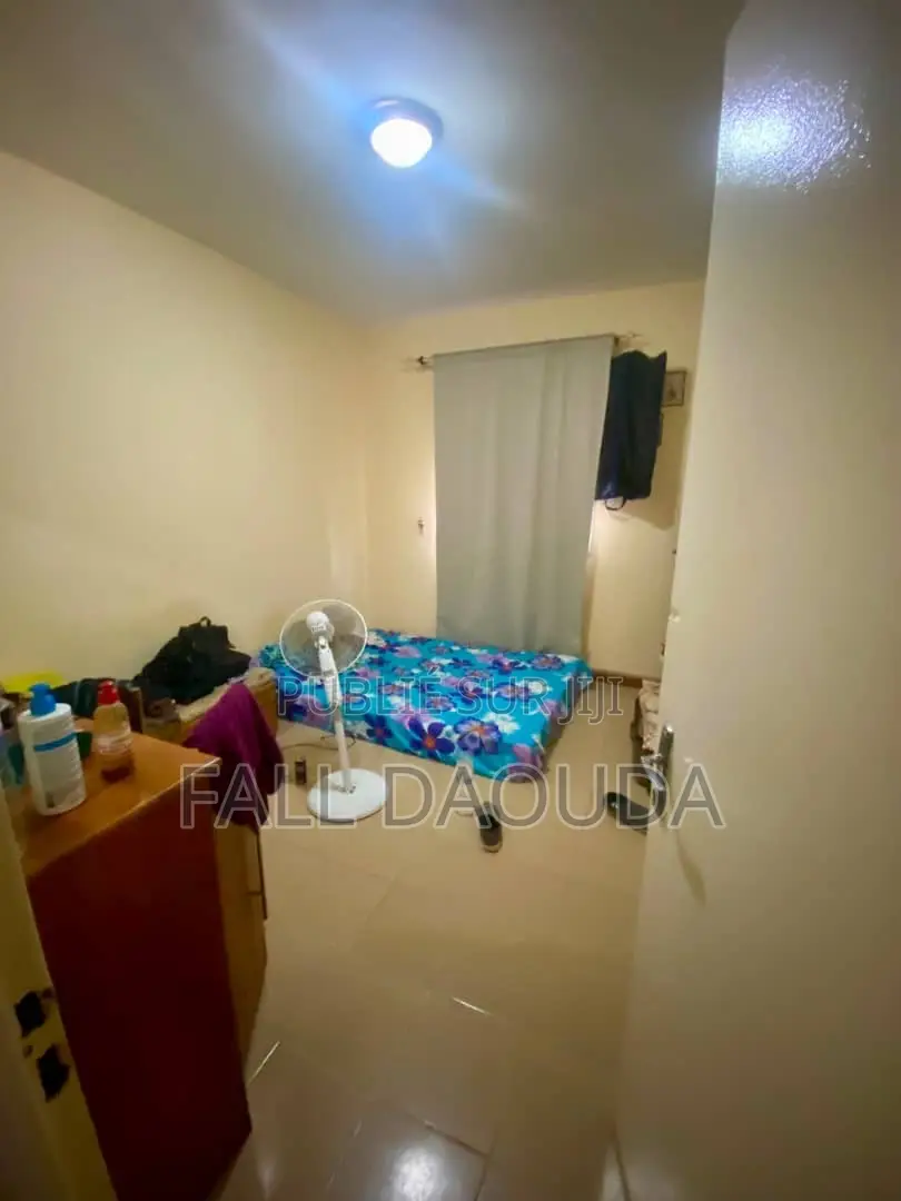 2chbre Appartement dans Fall, Ouakam à Vendre