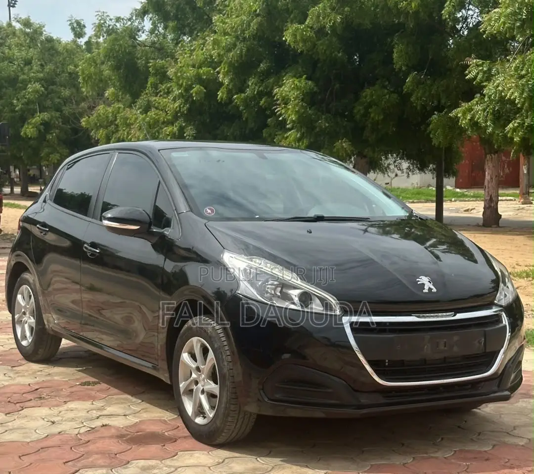 Peugeot 208 2016 Noir