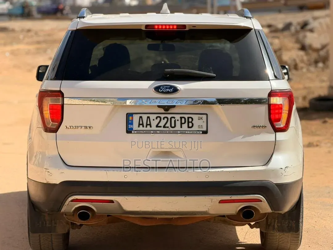 Ford Explorer 2018 Blanc