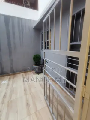 1chbre Villa dans Mermoz Sacré-Cœur à Louer