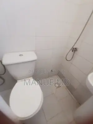 Magasin Pour Dépôt Dispo À Mermoz
