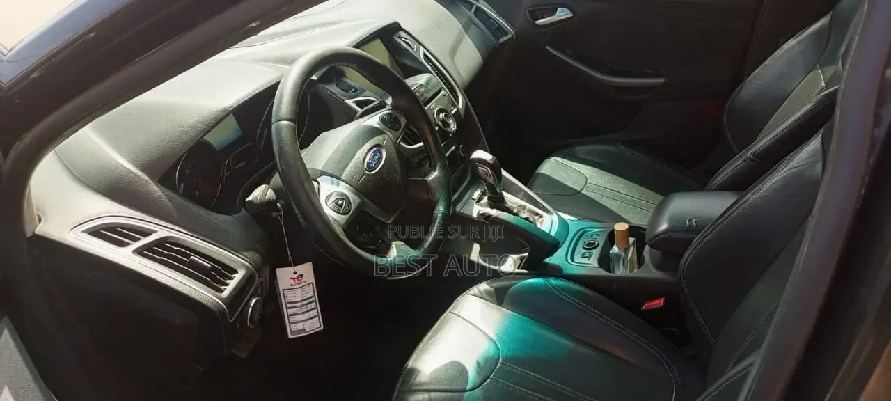 Ford Focus 2014 Blanc