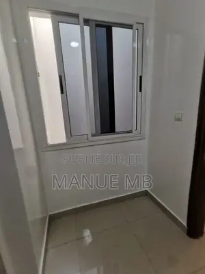 2chbre Appartement dans Patricia, Dieuppeul-Derklé à Louer