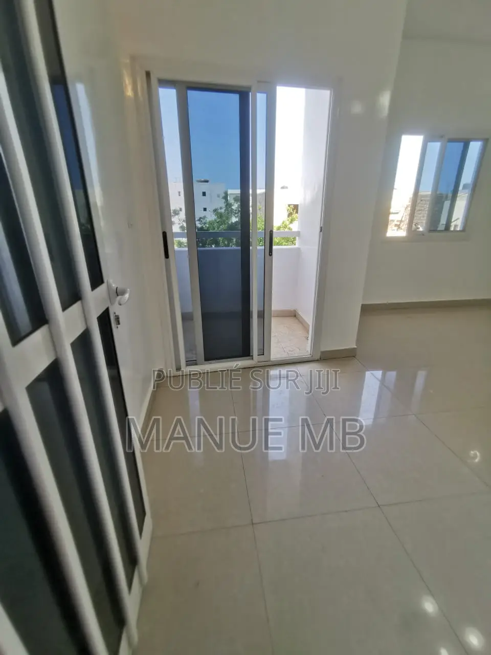 2chbre Appartement dans Patricia, Dieuppeul-Derklé à Louer