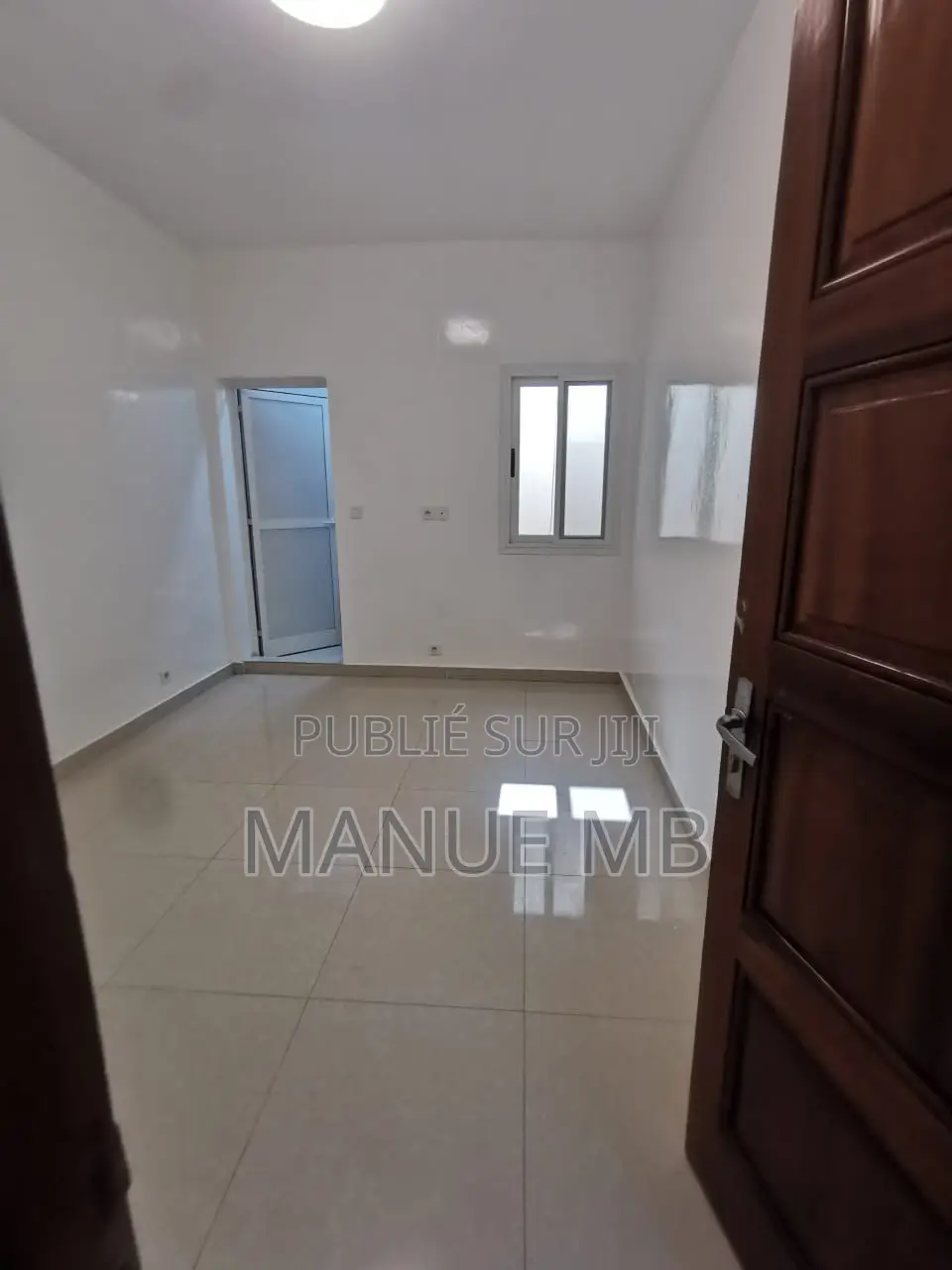 2chbre Appartement dans Patricia, Dieuppeul-Derklé à Louer