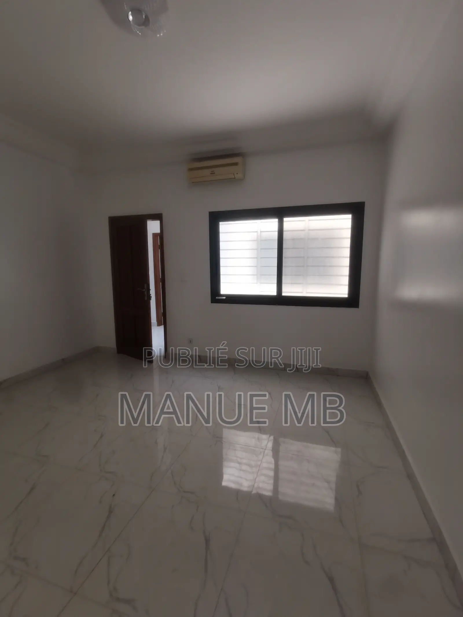 2chbre Appartement dans Patricia, Fann-Point E-Amitié à Louer