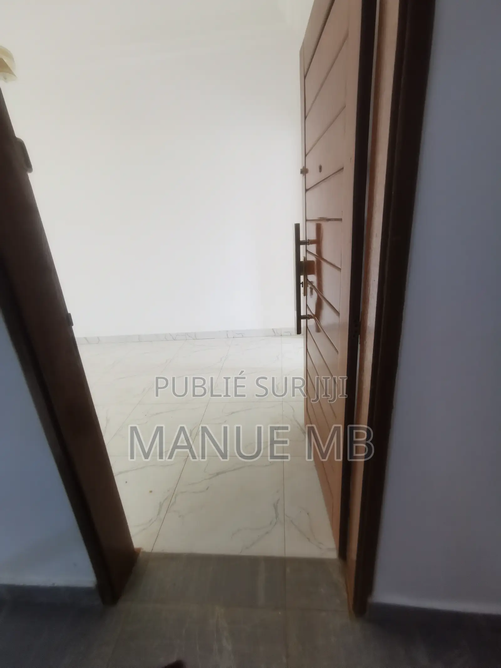2chbre Appartement dans Patricia, Fann-Point E-Amitié à Louer