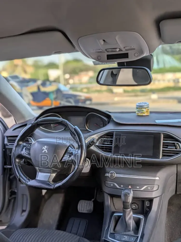 Peugeot 308 2016 Gris
