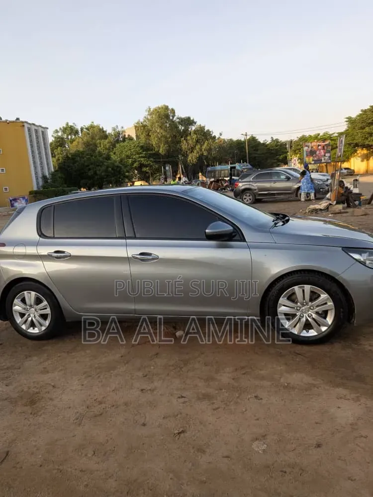 Peugeot 308 2016 Gris