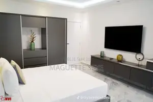 Meublé 1chbre Studio dans Diya Immo Design, Mermoz Sacré-Cœur à Louer
