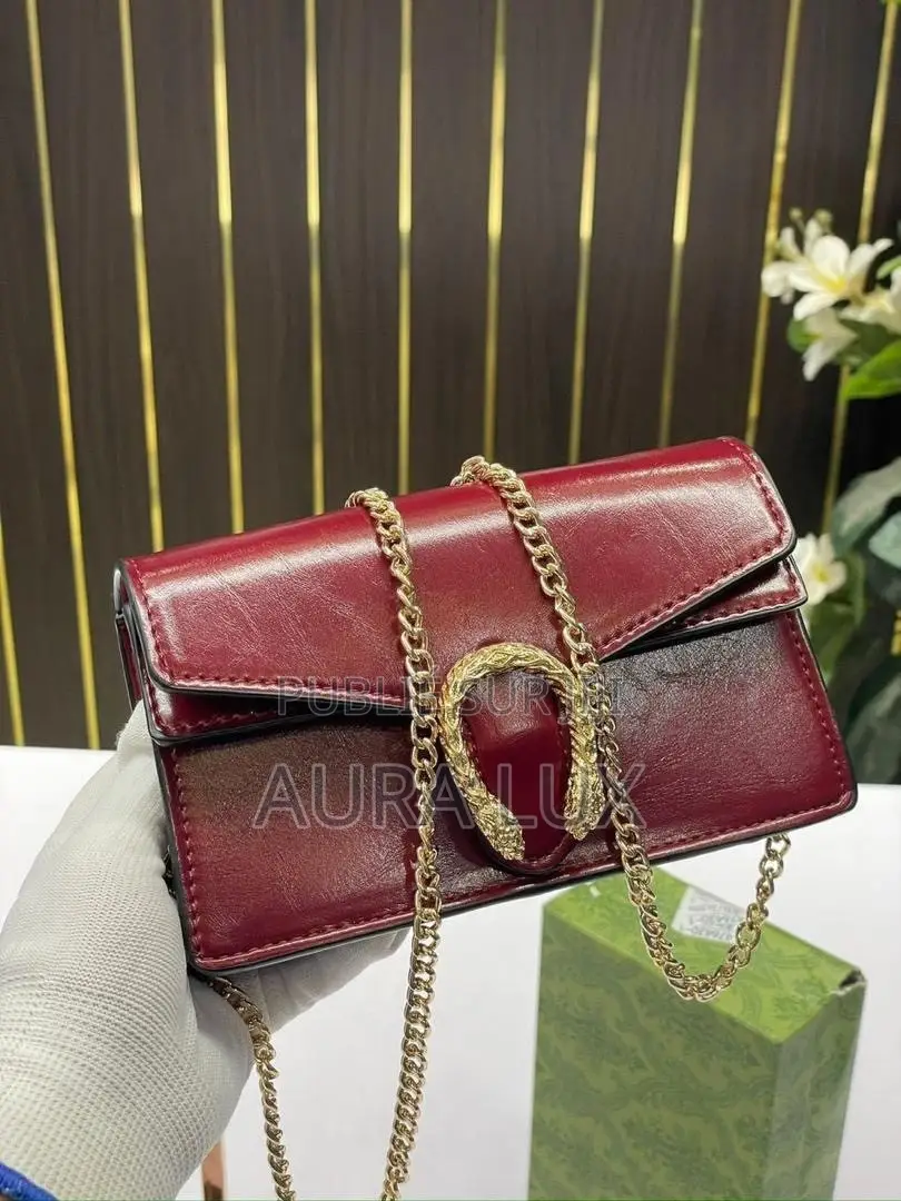 Marque Gucci 22cm Disponible