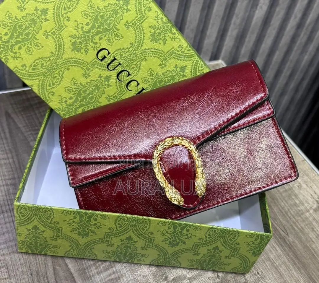 Marque Gucci 22cm Disponible