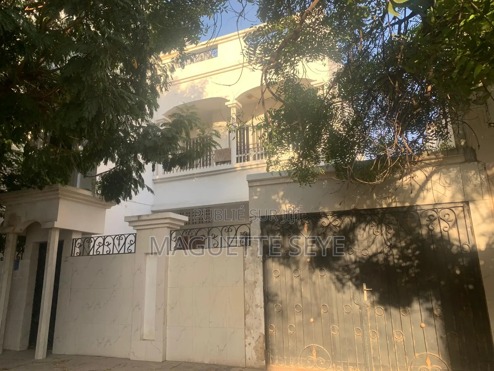 6chbre Maison dans Magui Immo, Biscuiterie à Vendre