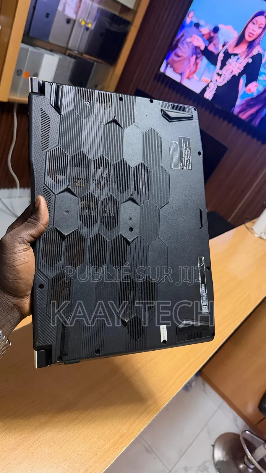 Nouveau Ordinateur portable MSI Katana 15 16GB Intel Core i7 SSD 512GB