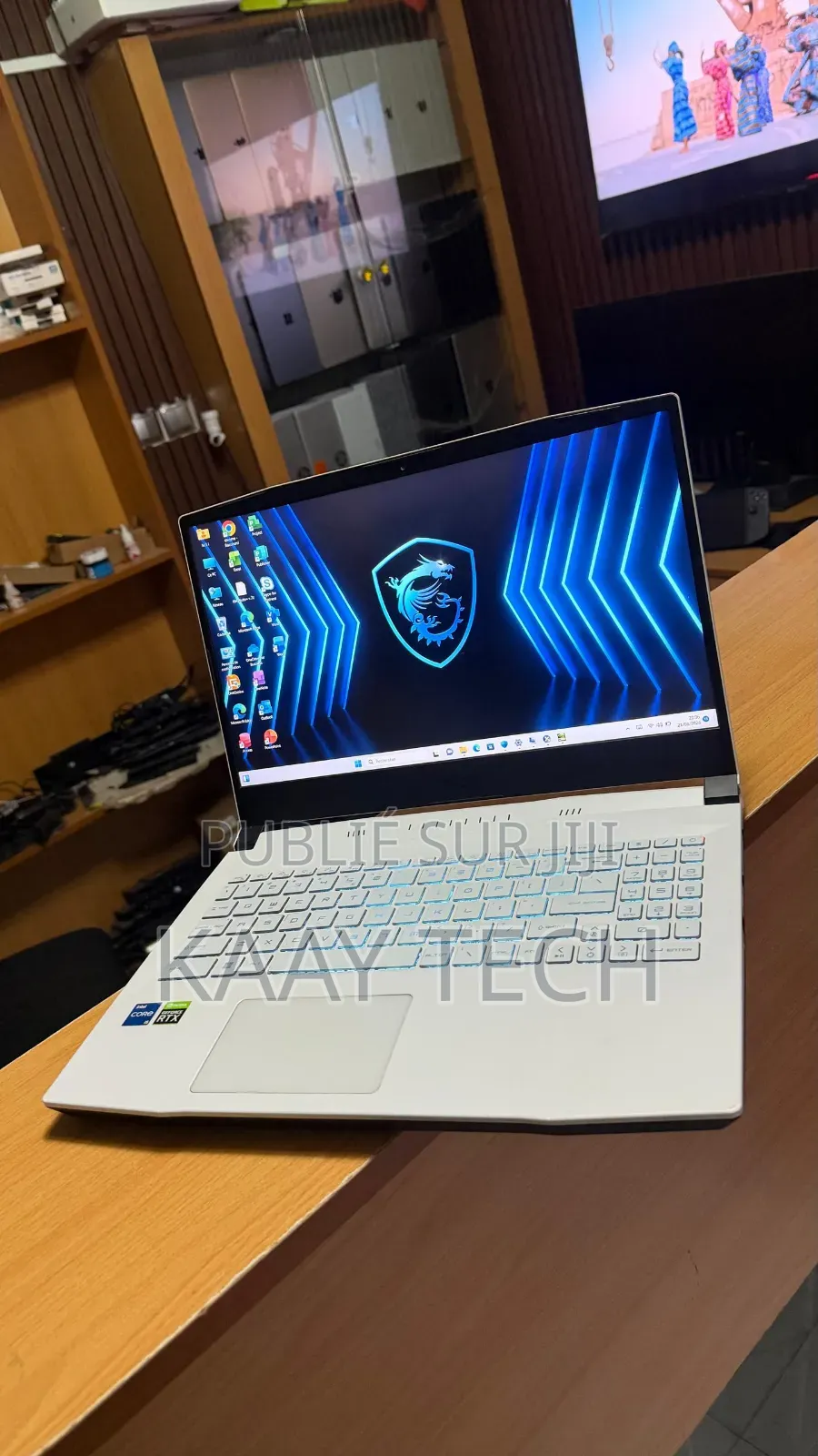 Nouveau Ordinateur portable MSI Katana 15 16GB Intel Core i7 SSD 512GB