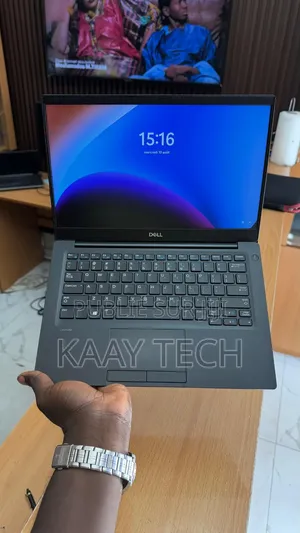 Ordinateur portable Dell Latitude 7380 8GB Intel Core i5 SSD 256GB
