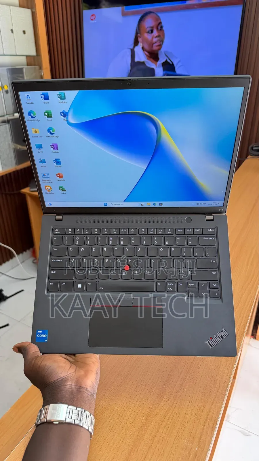 Nouveau Lenovo ThinkPad T14 G4 16GB Intel Core i5 SSD 512GB