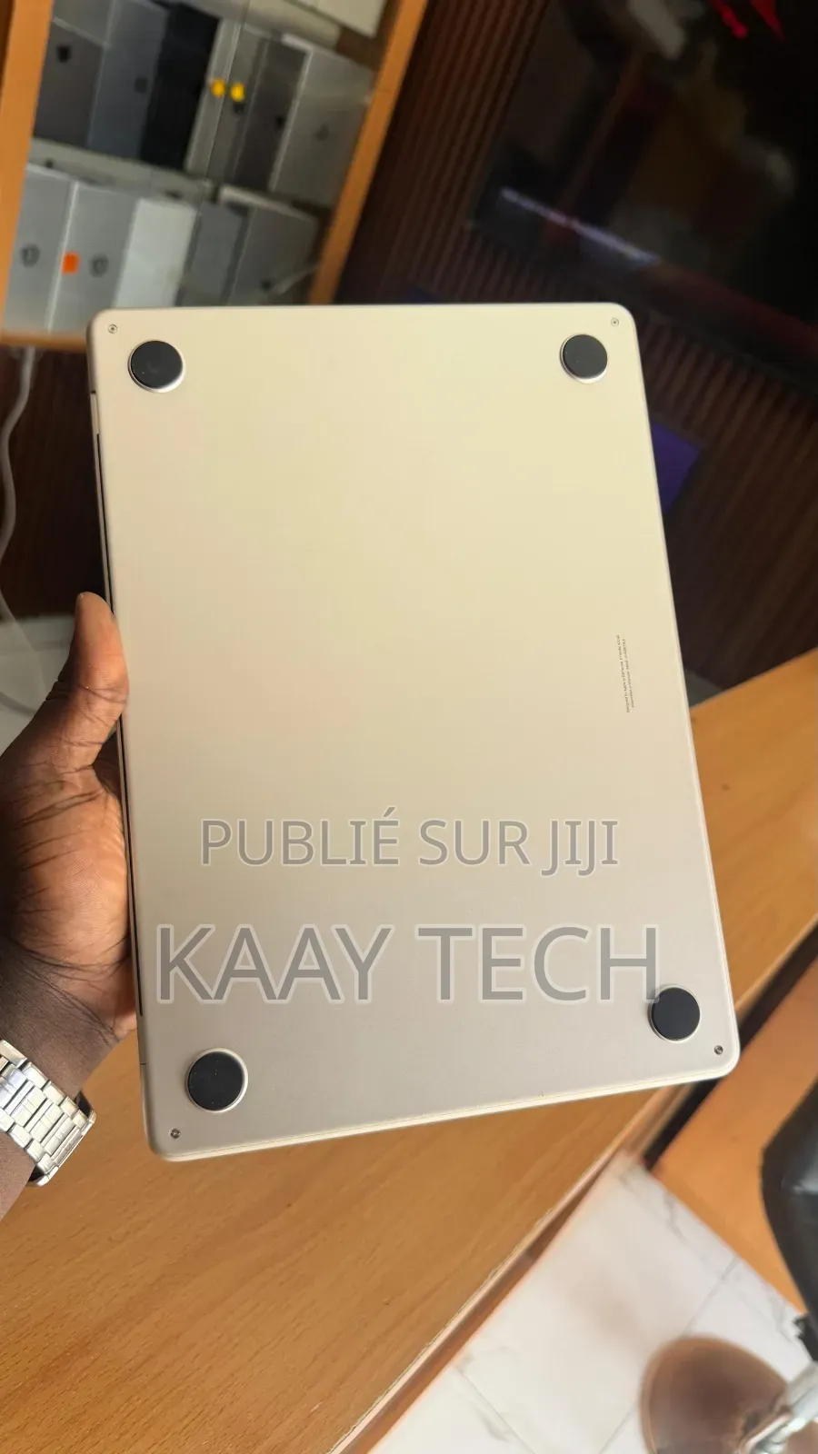 Nouveau Apple MacBook Air 2025 M4 16GB Apple M4 SSD 256GB