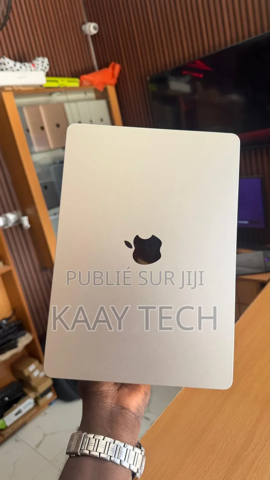Nouveau Apple MacBook Air 2025 M4 16GB Apple M4 SSD 256GB