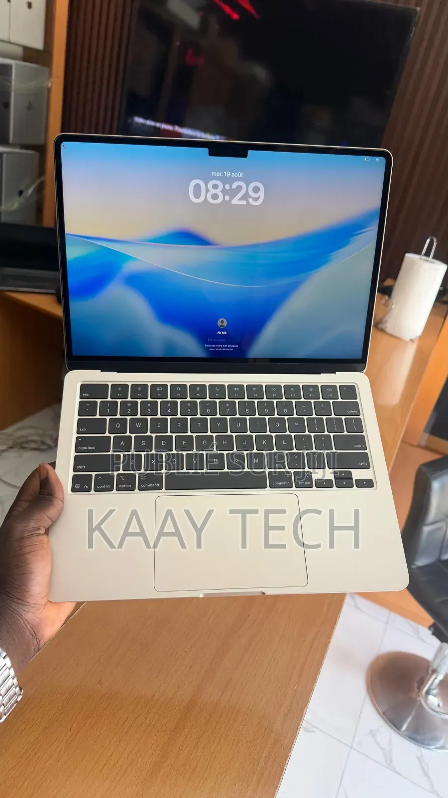 Nouveau Apple MacBook Air 2025 M4 16GB Apple M4 SSD 256GB
