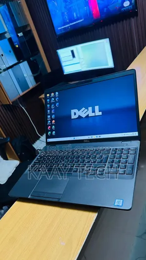 Ordinateur portable Dell Latitude 5501 16GB Intel Core i7 SSD 256GB