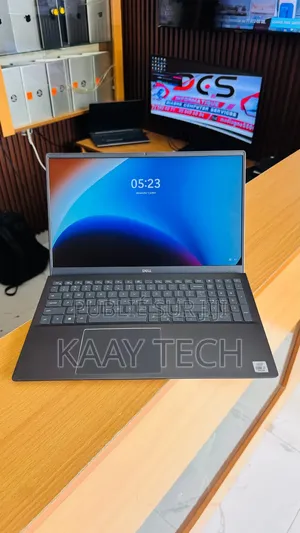 Ordinateur portable Dell Vostro 15 5501 16GB Intel Core i7 SSD 512GB