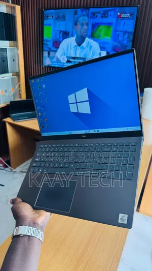 Ordinateur portable Dell Vostro 15 5501 16GB Intel Core i7 SSD 512GB
