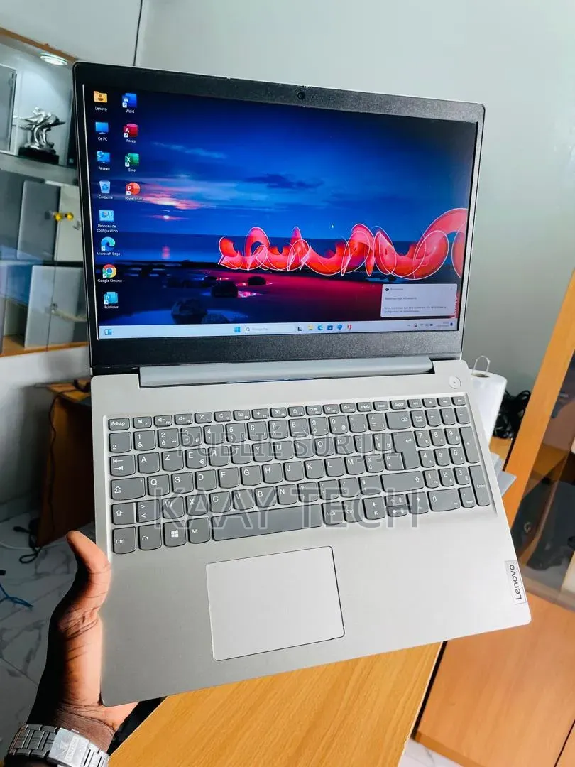 Nouveau Ordinateur portable Lenovo IdeaPad S145 8GB Intel HDD 500GB