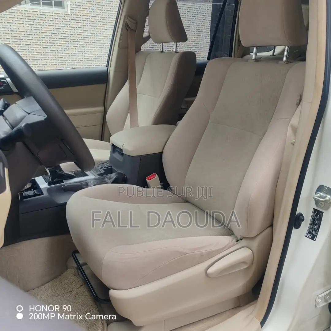 Toyota Land Cruiser Prado 2022 Blanc