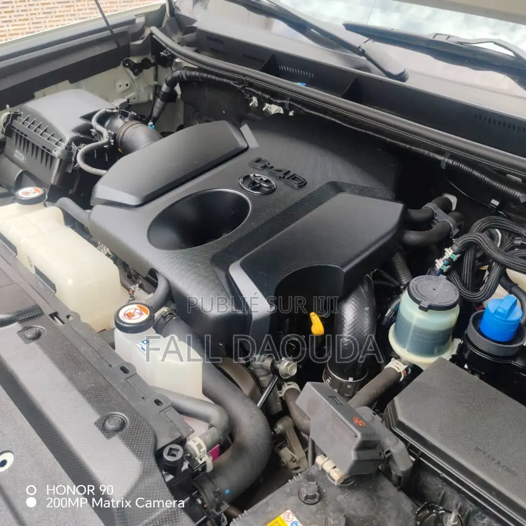 Toyota Land Cruiser Prado 2022 Blanc