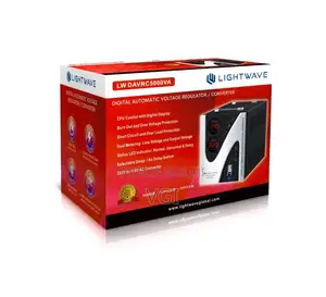 LW DAVR‐5000 VA USB – Régulateur Numérique Avec Port USB