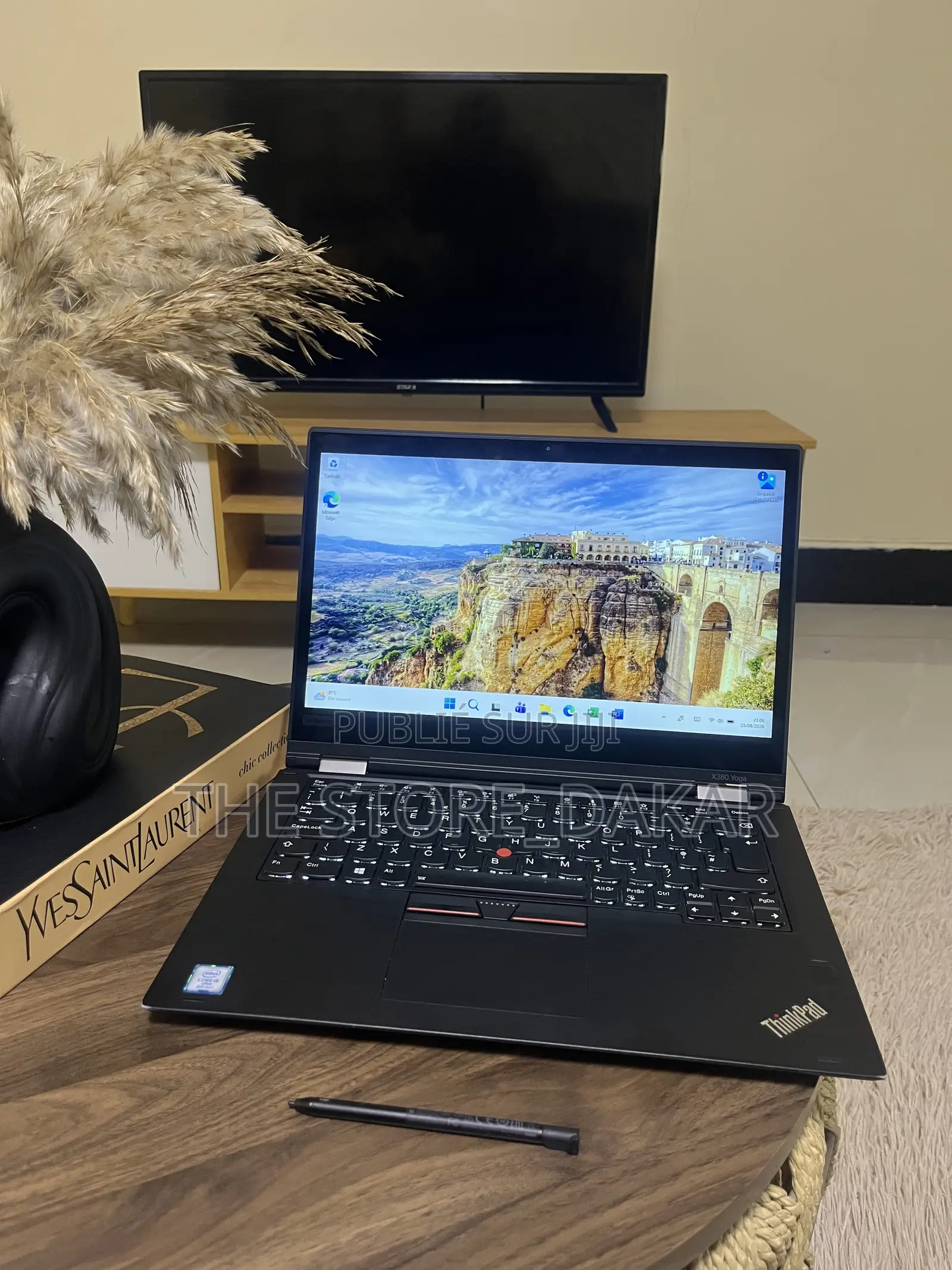 Nouveau Lenovo ThinkPad X380 Yoga 8GB Intel Core i5 SSD 256GB