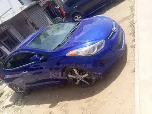 Hyundai Elantra 2013 Bleu