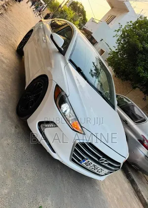Hyundai Elantra 2017 Blanc