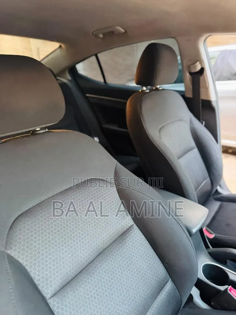 Hyundai Elantra 2017 Blanc