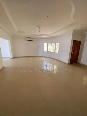 5chbre Maison de ville / Terrasse dans Mermoz Sacré-Cœur à Louer