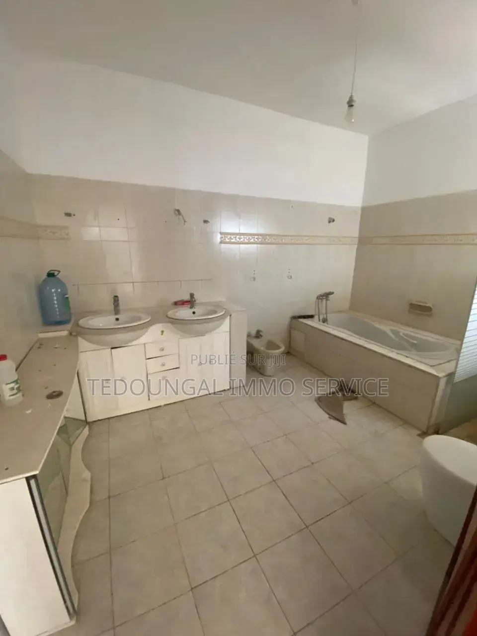 5chbre Maison de ville / Terrasse dans Mermoz Sacré-Cœur à Louer