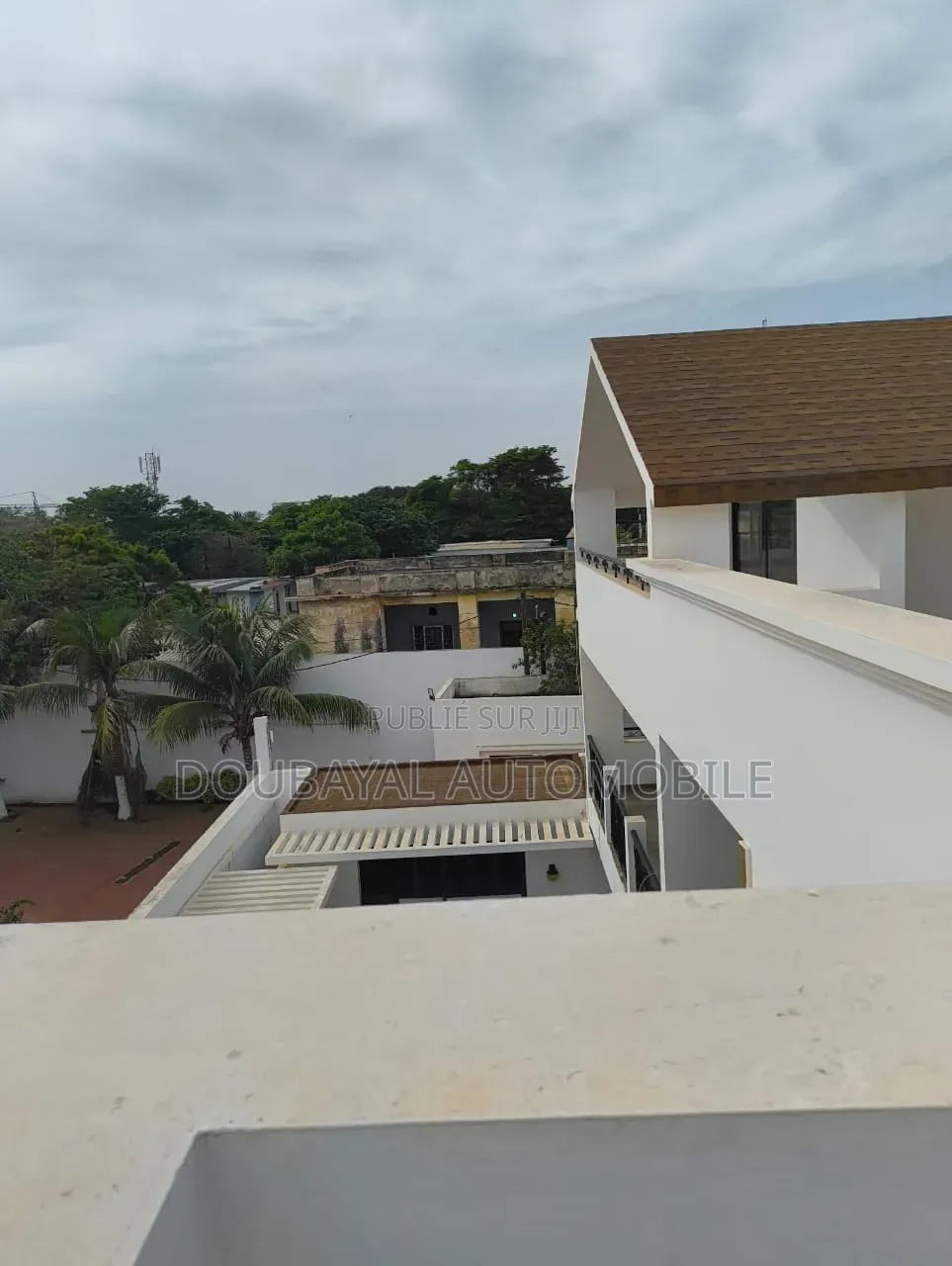 6chbre Villa dans Almadis, Almadies à Louer