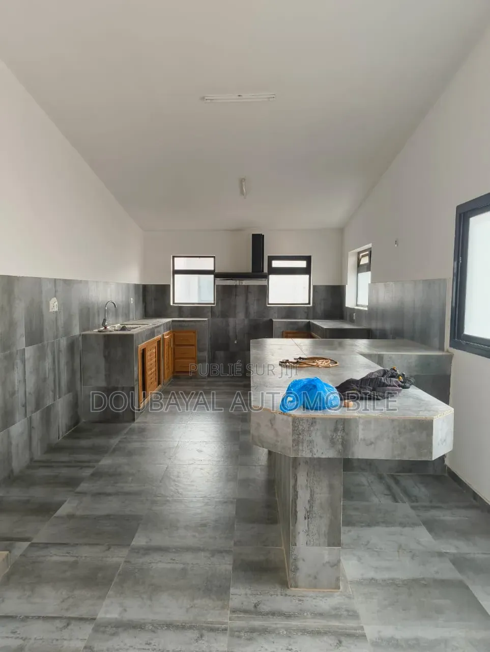 6chbre Villa dans Almadis, Almadies à Louer