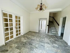 3chbre Villa dans Almadis, Almadies à Louer