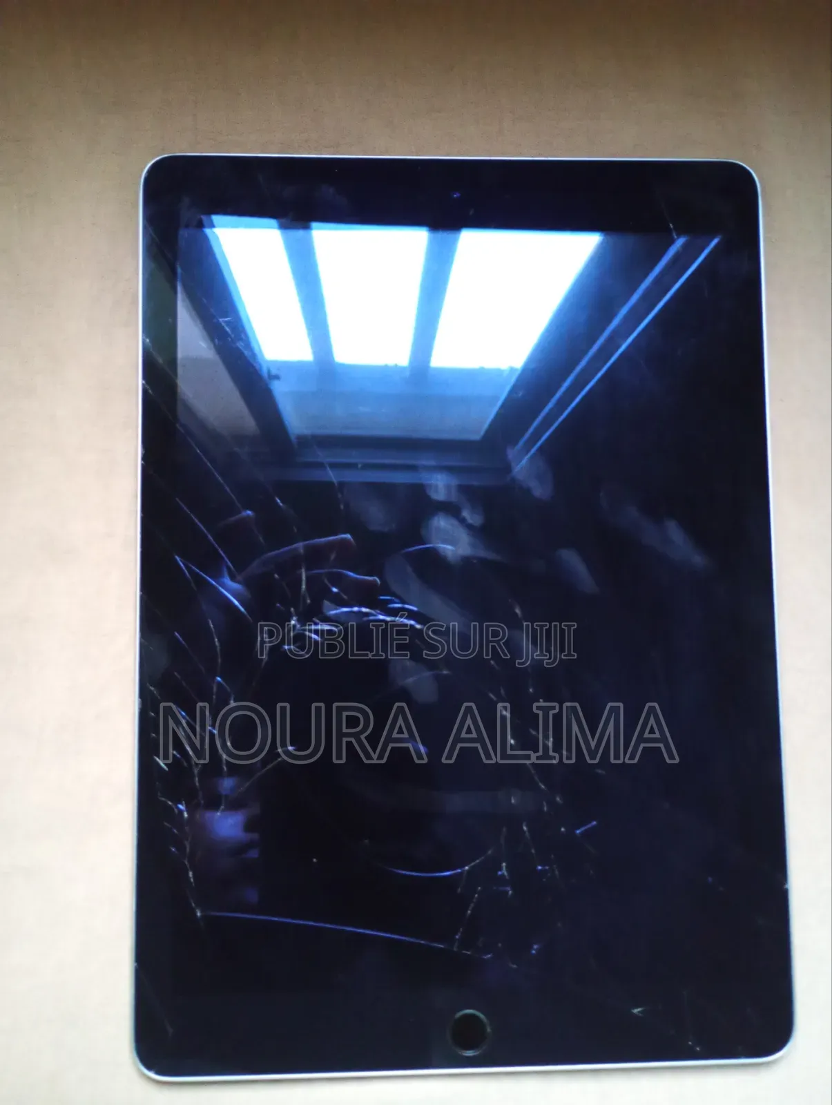 Apple iPad Air 32 GB Gris