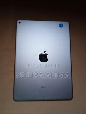 Apple iPad Air 32 GB Gris