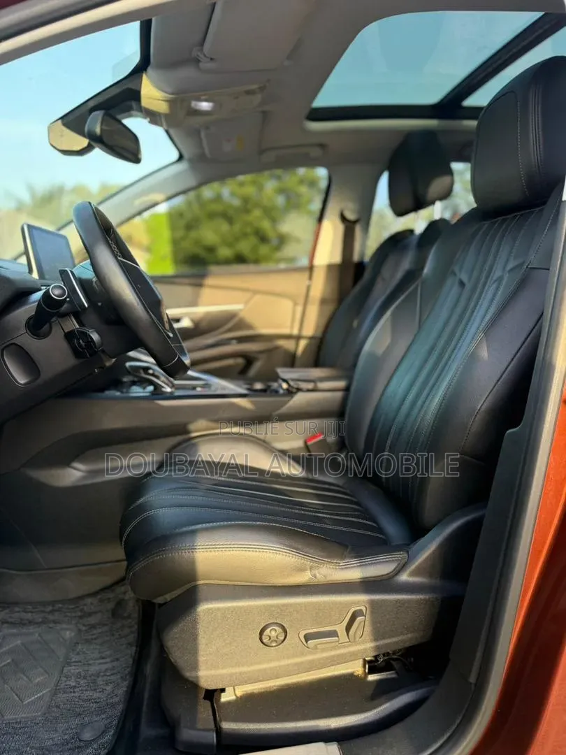 Peugeot 408 2018 Marron