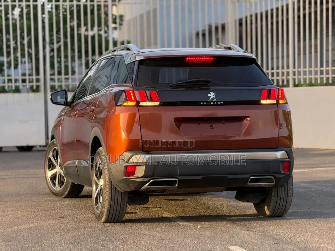 Peugeot 408 2018 Marron